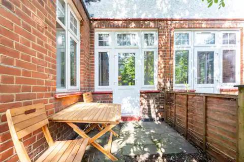Appartement Garden Flat In Central Location à Londres Extérieur photo